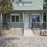 בית נופש Modern House Close To The Sea *