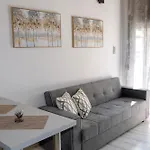 Modern House Close To The Sea בית נופש